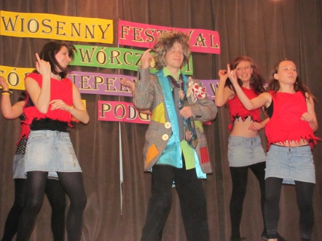 Zespół Nastolatki z Zespołu Szkół Specjalnych Nr 14 W Krakowie