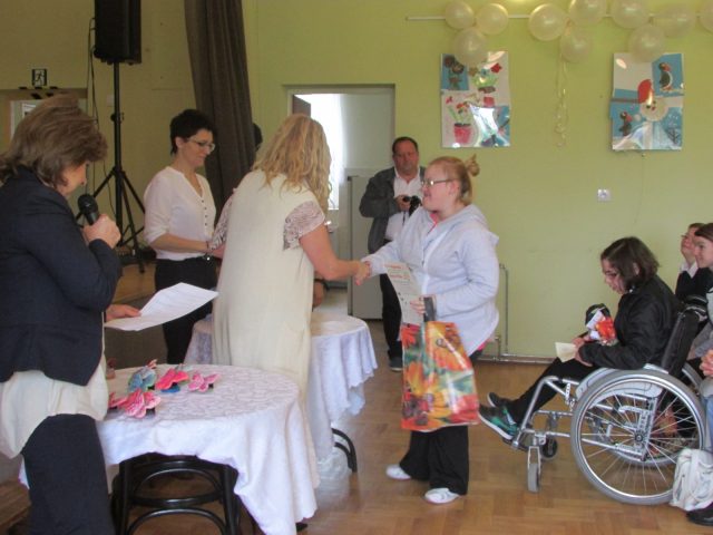 Wręczenie dyplomów i nagród